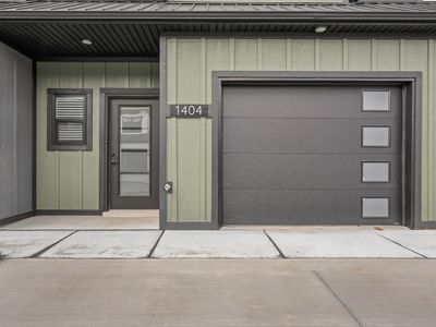 1404 Jonathan Wade Cir