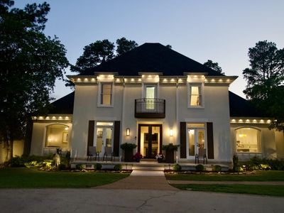 1656 Country Club Dr