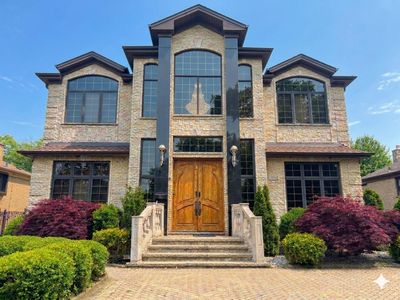 7016 N East Prairie Rd