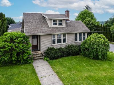 53 Hillcroft Ave