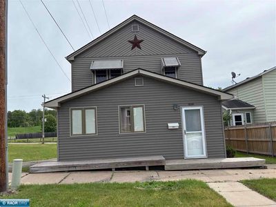 114 4th St