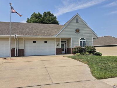 1143 SW Red Oaks Pl