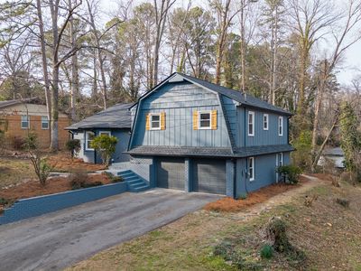 300 Woodland Dr