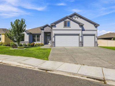 2661 Grayhawk Loop