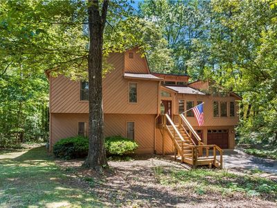 2104 Mitchell Ct