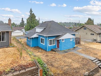 5209 5211 S Junett St Street