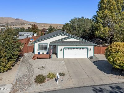 5687 Peach Ct