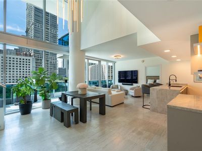 200 Biscayne Boulevard Way APT 508