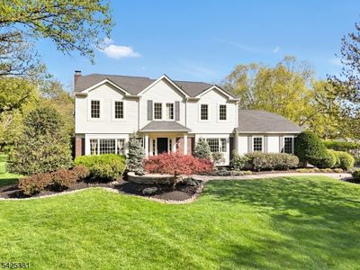 7 Evergreen Ct