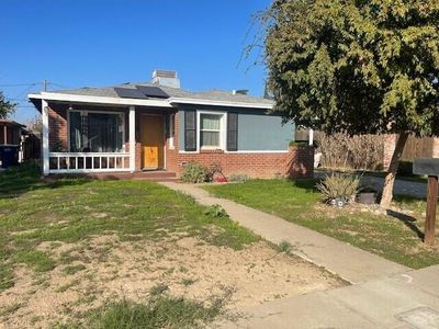 Property at 980 E Apricot Avenue, Tulare, CA