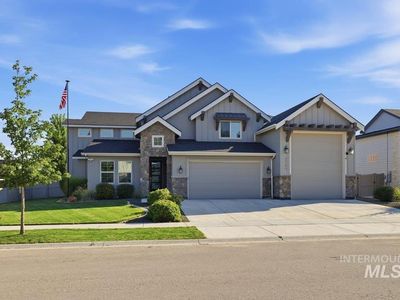 2546 E Lodge Trail Dr