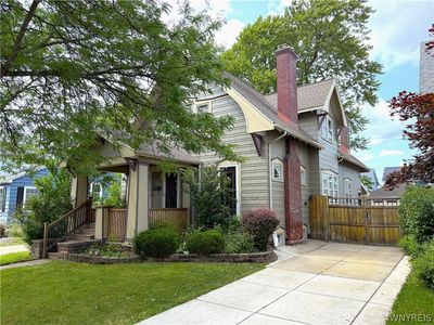 25 Palmer Ave