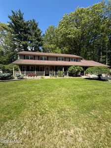 4 Pine Knoll Drive