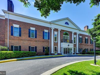 210 Brightwood Club Dr #210