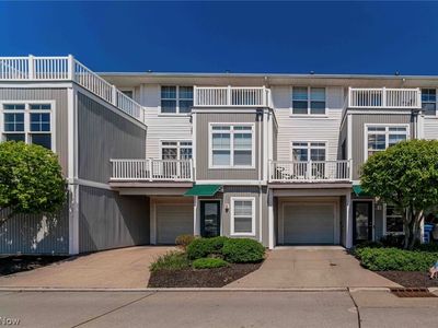 281 W Marina Pkwy
