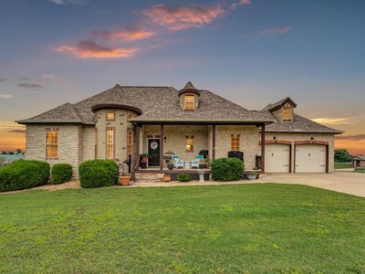129 Hackberry Lane