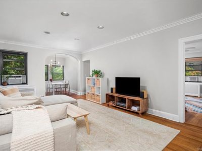 17 N Chatsworth Avenue UNIT 2K