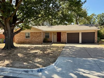 5916 Bowling Dr