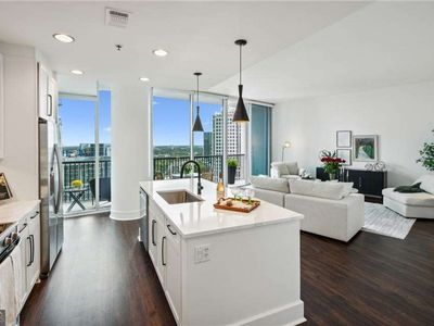 1080 Peachtree St NE UNIT 2309