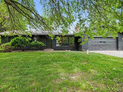23483 Greenwood Blvd