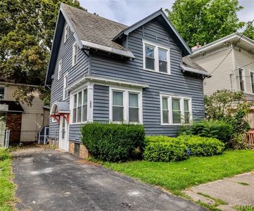 412 Graves St