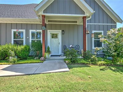 3 Dundonald Ln