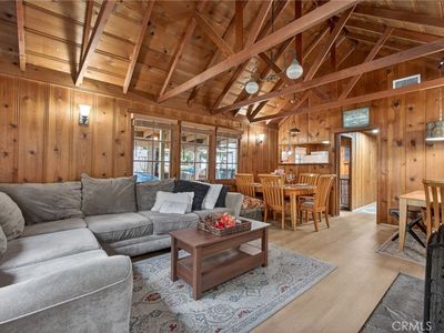 Property at 1674 Twin Lakes Rd, Wrightwood, CA