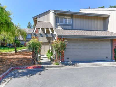 3007 Loma Court