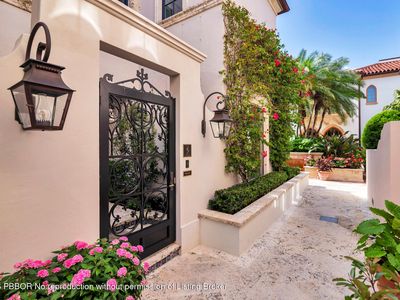 5 Flagler Dr