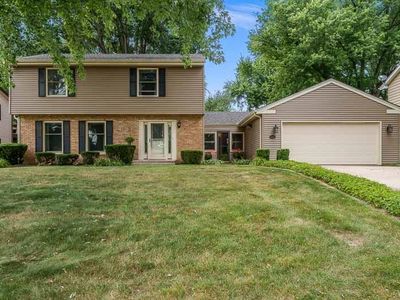 3342 Montlake Dr