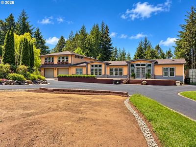 371 SW Newton Dr