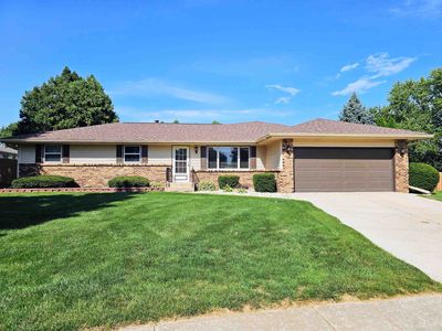 5718 Settlers Close