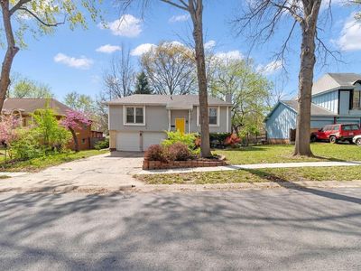 11924 Manchester Ave