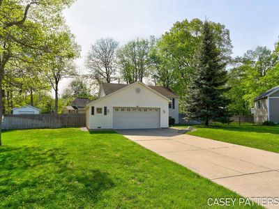 94 Elwood Ct