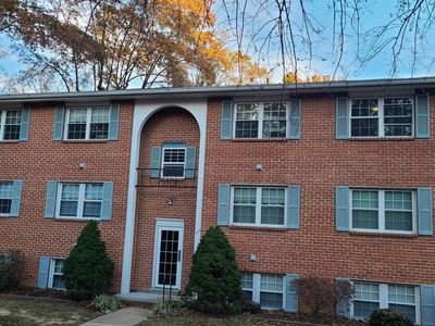 217 Crocker Dr APT F
