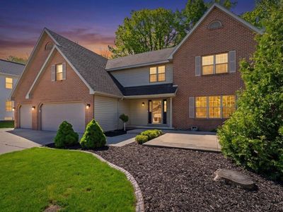 2752 Woodland Hills Ct
