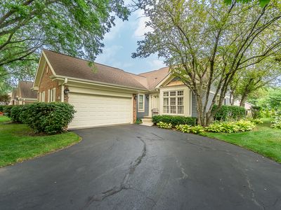 2157 N Lake Shore Cir