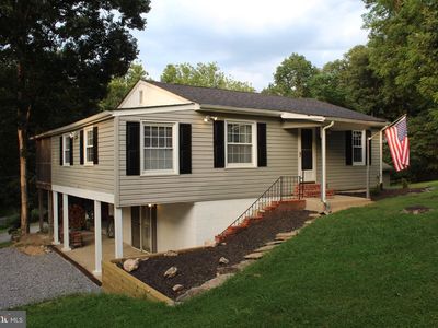 98 Greenwood Rd