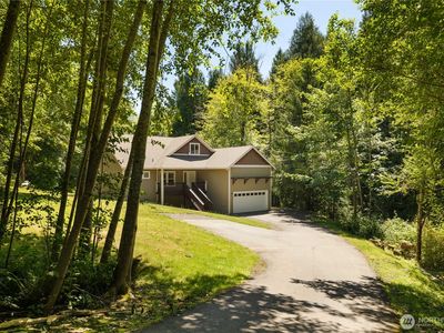 8706 Long Lake Road SE