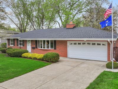 Property at 1312 Royal Dr, Montgomery, IL
