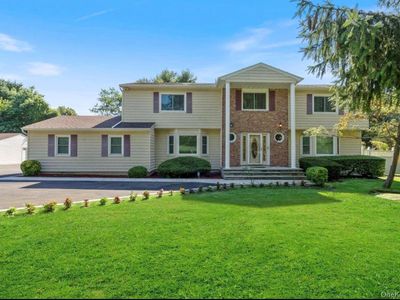 2 Vanderbilt Parkway