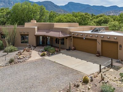 3703 E Maya Ct
