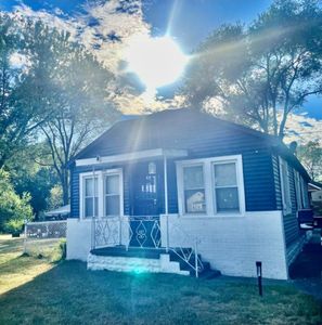 1166 Mount St