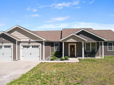 880 Sycamore Rd