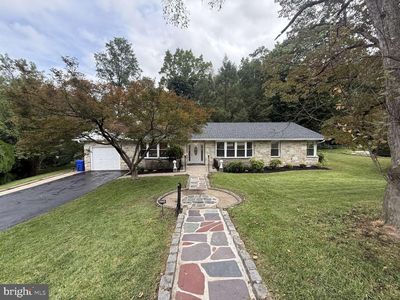 7949 Rolling Green Rd