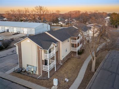 215 Jewel Dr