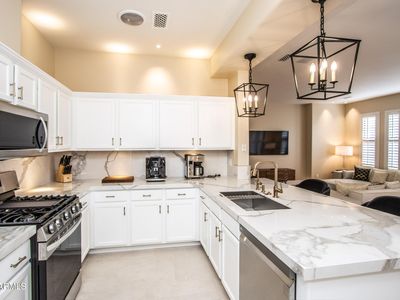 7445 E EAGLE CREST Drive #1068