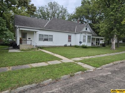 Property at 1120-1122 Washington St, Beatrice, NE