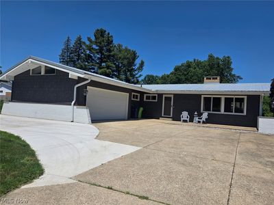 482 Fairwood Dr