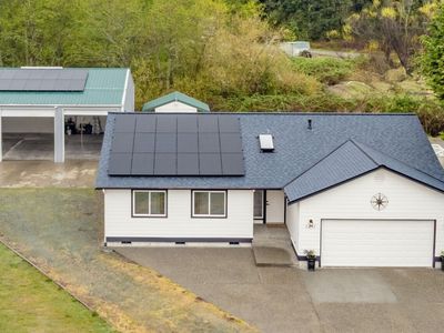 1211 Lotus Lane
